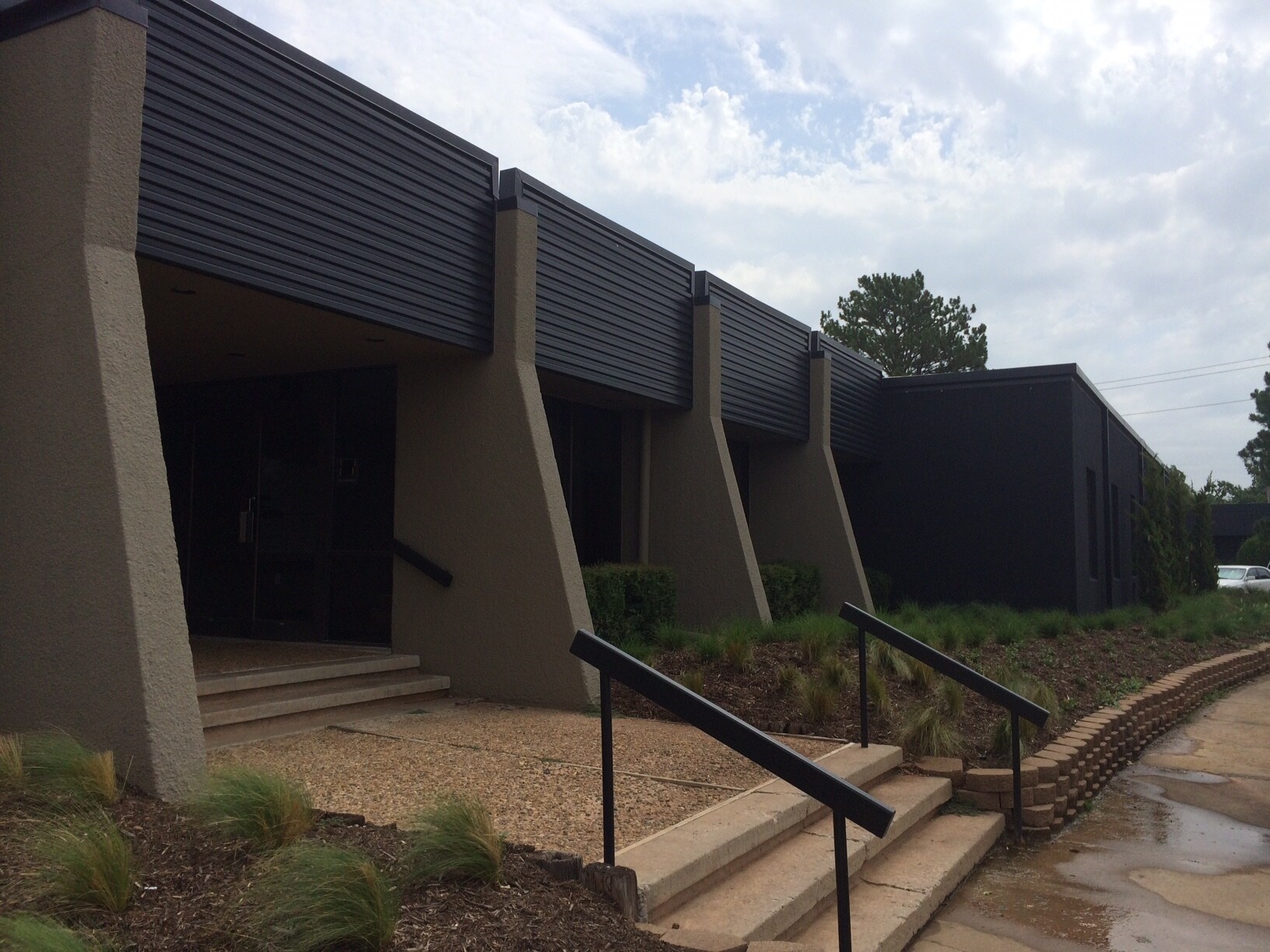 2500 S Broadway Ave, Edmond, OK à louer Photo du bâtiment- Image 1 de 7