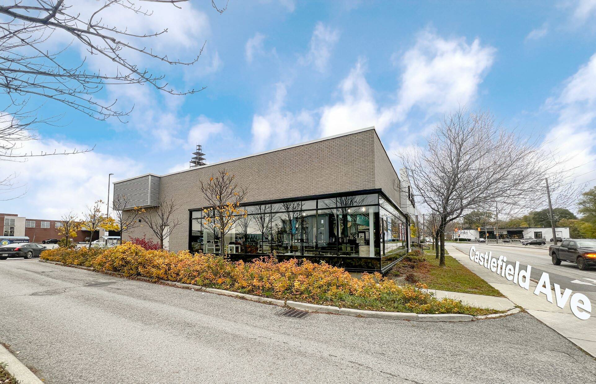1296 Castlefield Ave, Toronto, ON for lease Building Photo- Image 1 of 7