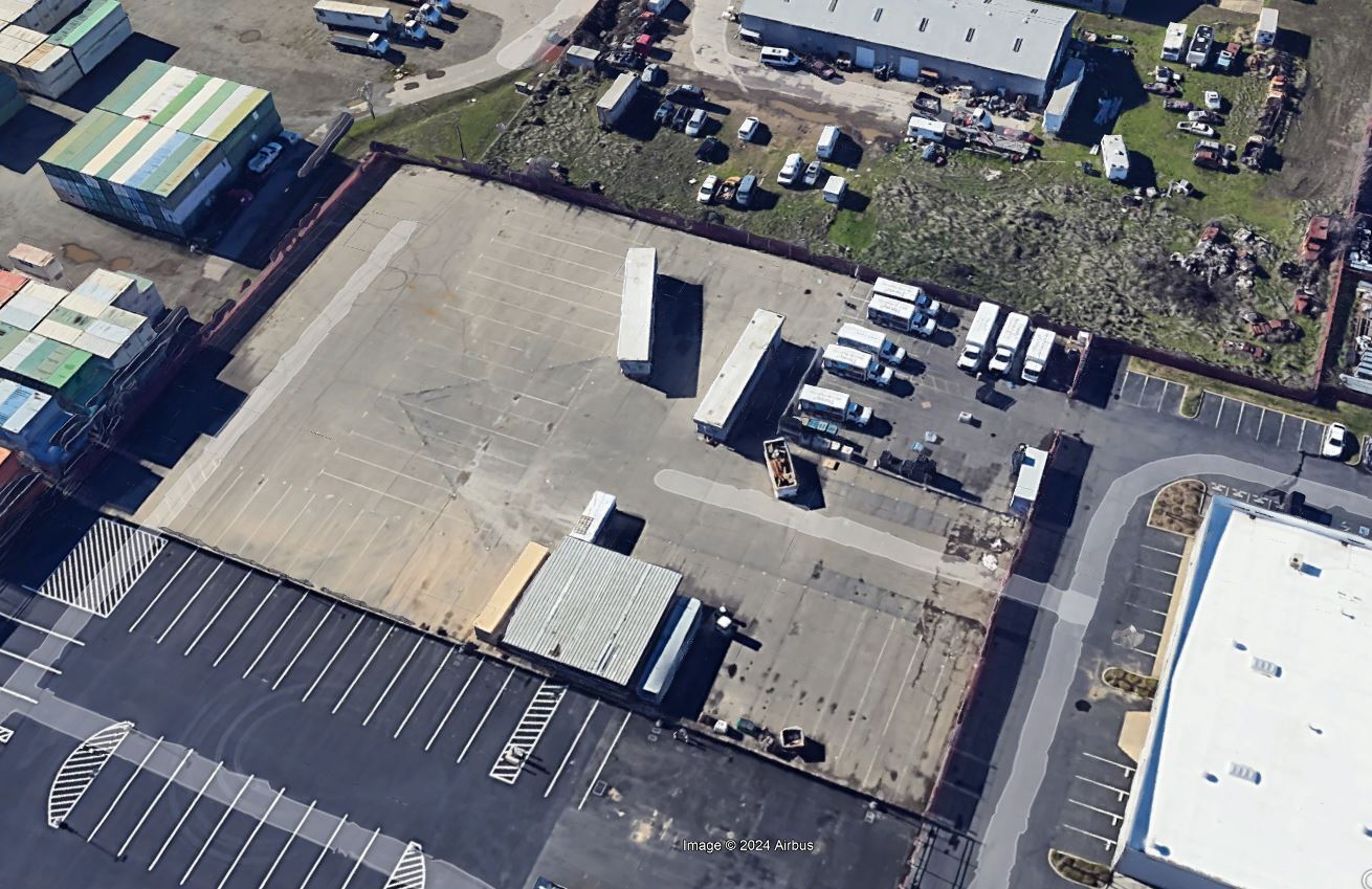 8220 Berry Ave, Sacramento, CA for lease Primary Photo- Image 1 of 5