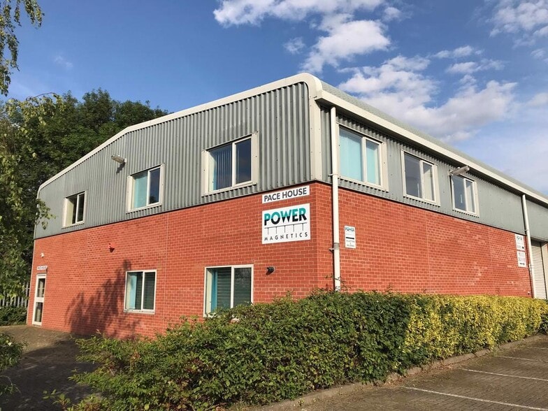 10-16 Little Balmer, Buckingham for lease - Building Photo - Image 1 of 5