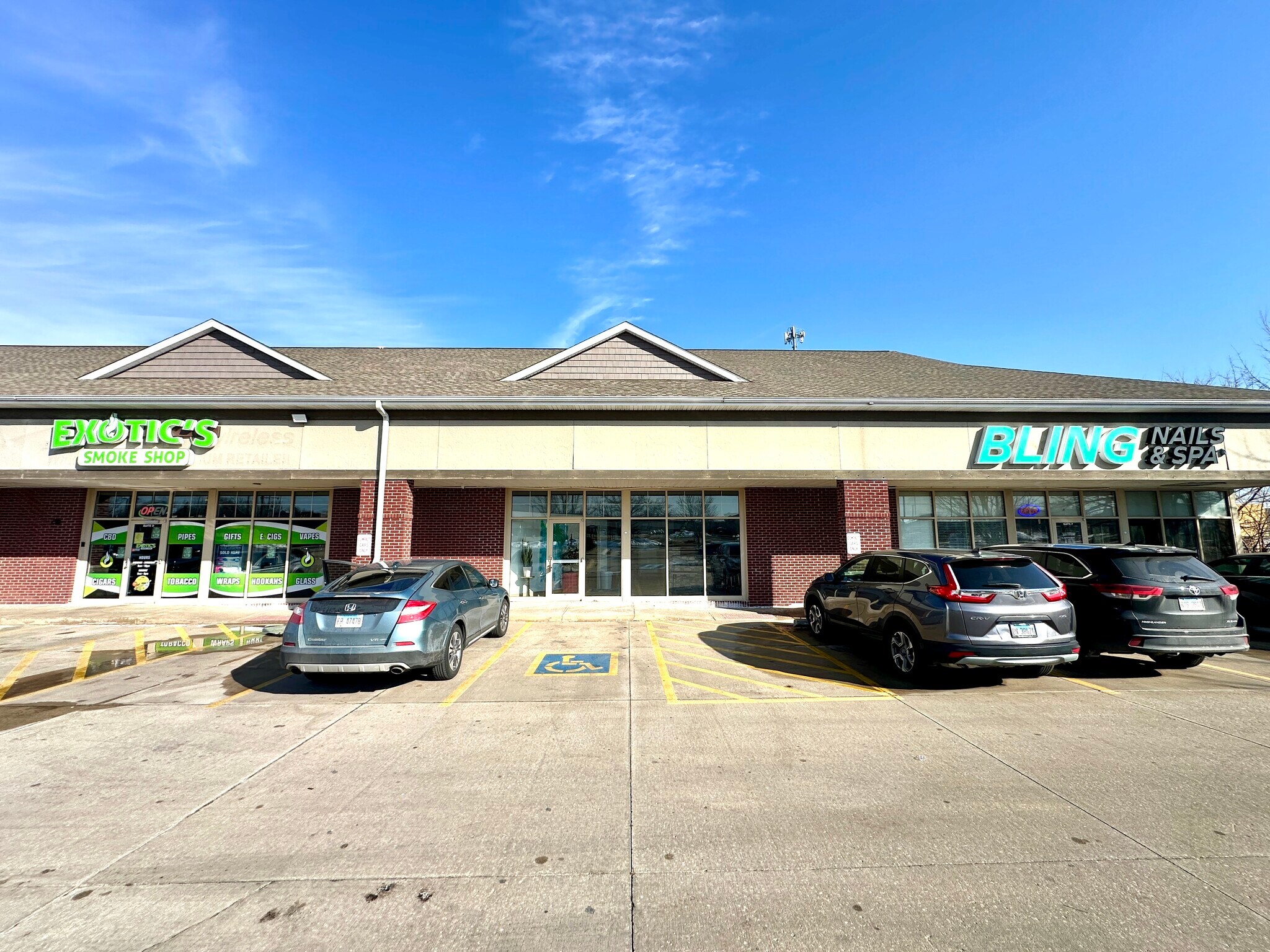 1720 S Philo Rd, Urbana, IL for lease Interior Photo- Image 1 of 4
