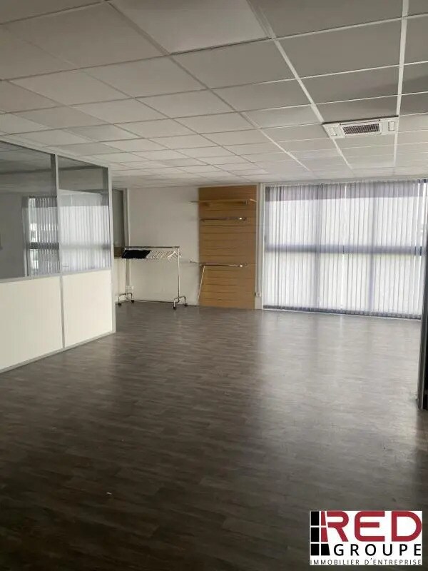 Office in Aubagne for sale Interior Photo- Image 1 of 7