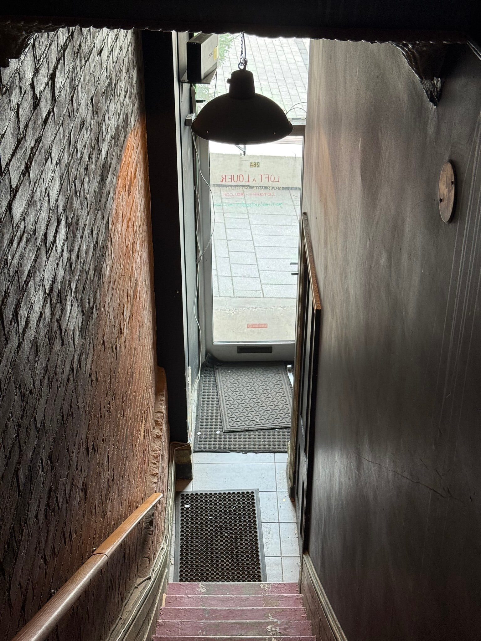 264 Rue Sainte-Catherine O, Montréal, QC à louer Photo intérieure- Image 1 de 16