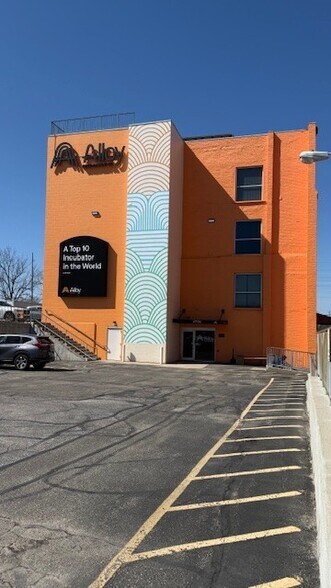 1776 Mentor Ave, Norwood, OH à louer - Photo du bâtiment - Image 2 de 5