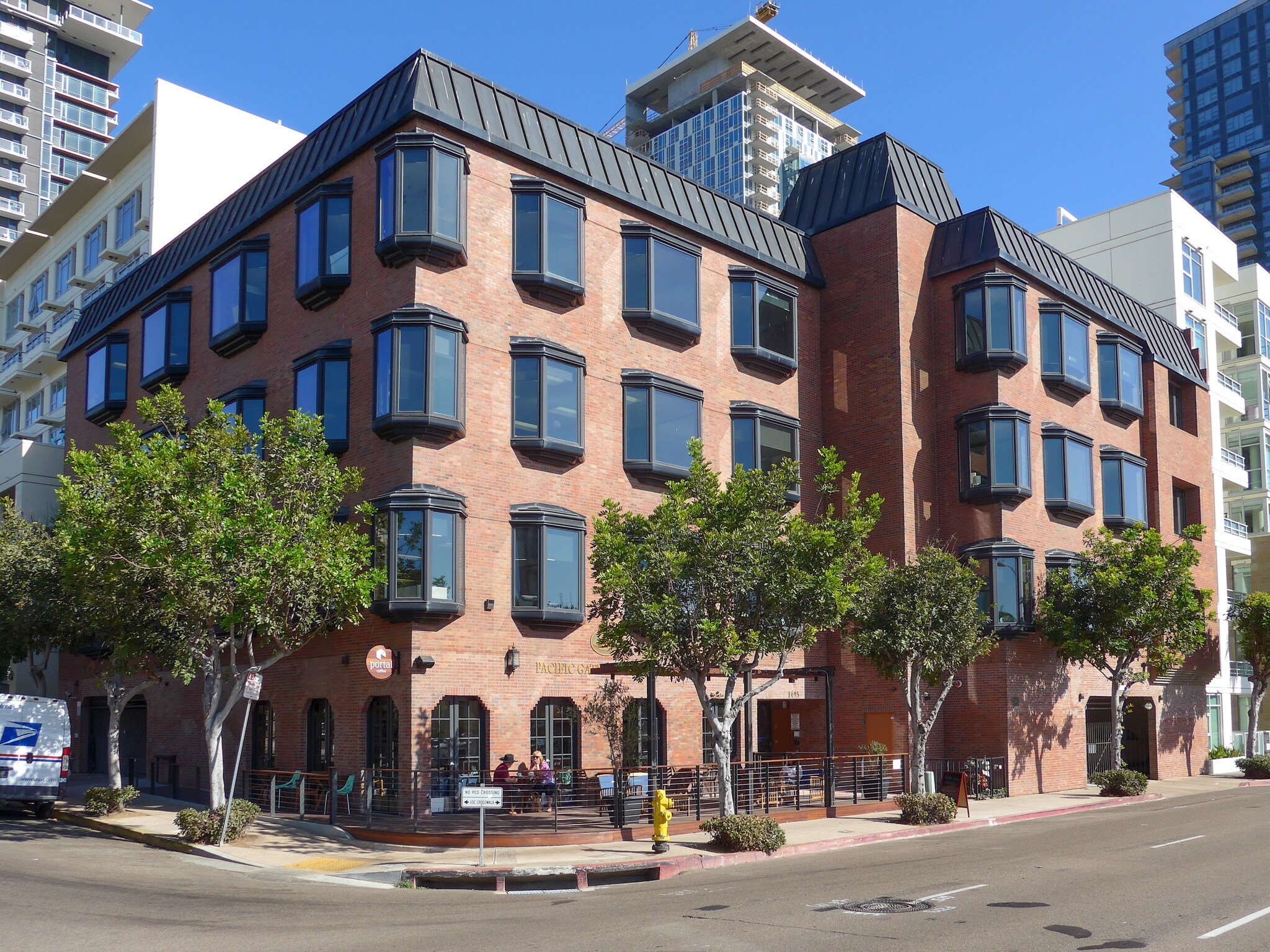 1495 Pacific Hwy, San Diego, CA à louer Photo du bâtiment- Image 1 de 12
