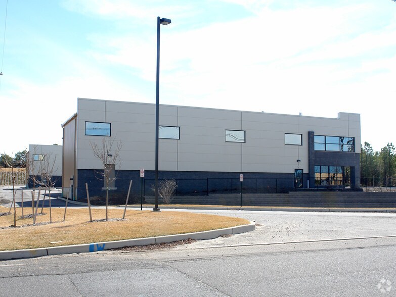 5044 Industrial Rd, Wall Township, NJ à vendre - Photo du bâtiment - Image 2 de 10