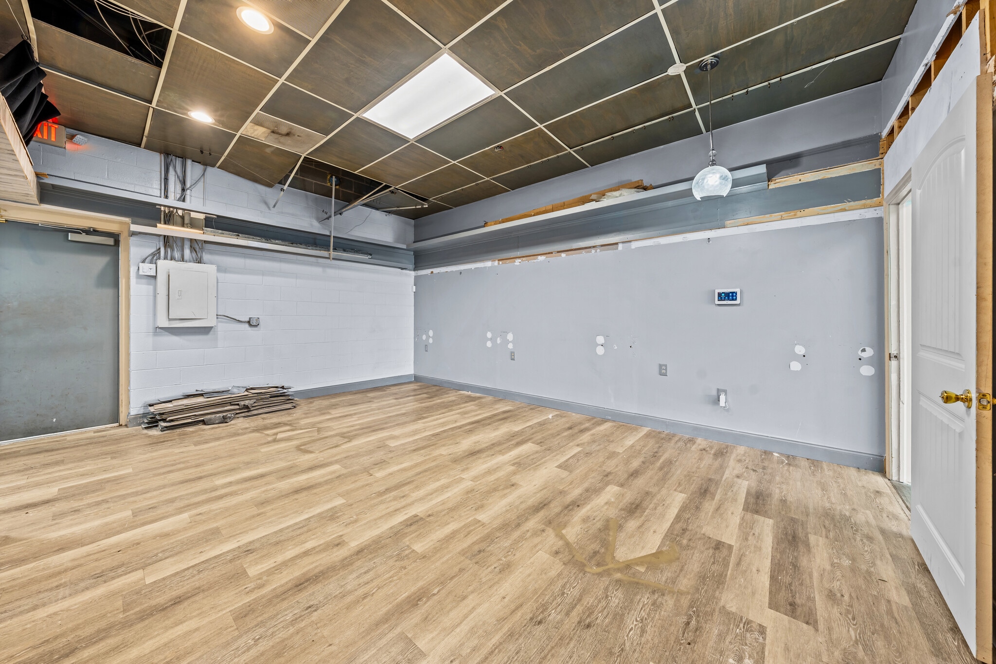 4925 University Dr, Huntsville, AL for lease Interior Photo- Image 1 of 11