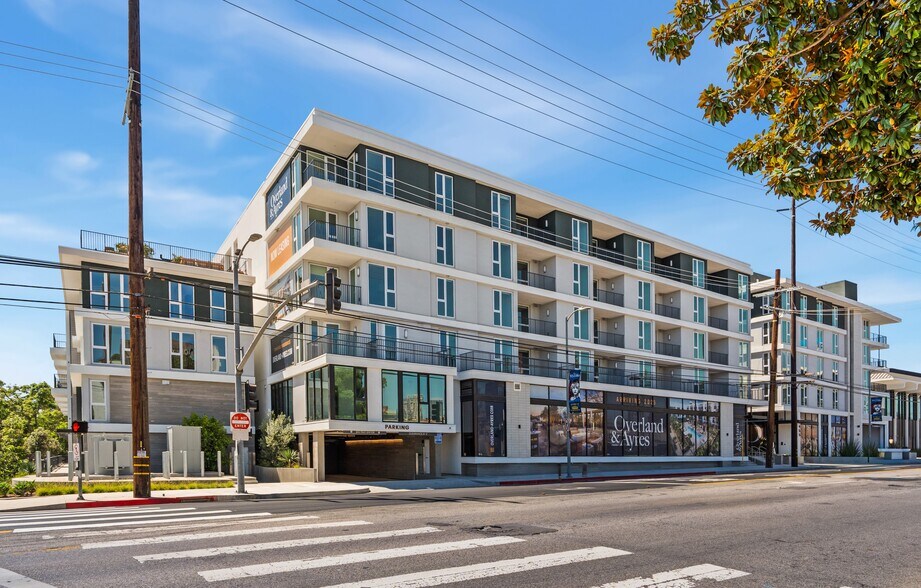 2455 Overland Ave, Los Angeles, CA à louer - Photo du bâtiment - Image 2 de 5