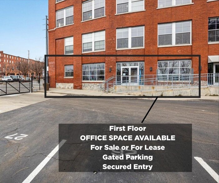 136 Main St, Kansas City, MO for sale - Building Photo - Image 2 of 3