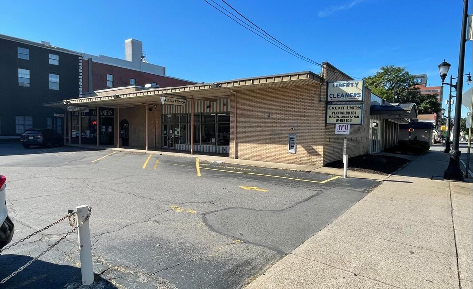 87-93 N Main St, Wilkes Barre, PA à louer - Photo principale - Image 1 de 24