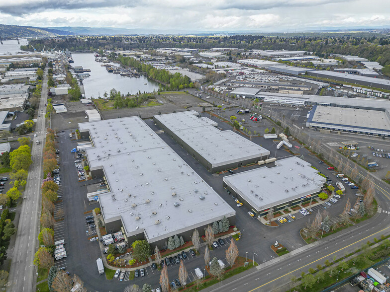 4810 N Lagoon Ave, Portland, OR for lease - Building Photo - Image 2 of 9