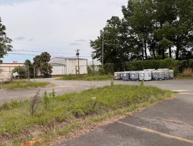 45 Ross Rd, Savannah, GA for sale - Building Photo - Image 3 of 5