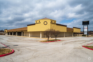 More details for 1704 S Cherry Ln, Fort Worth, TX - Retail for Lease