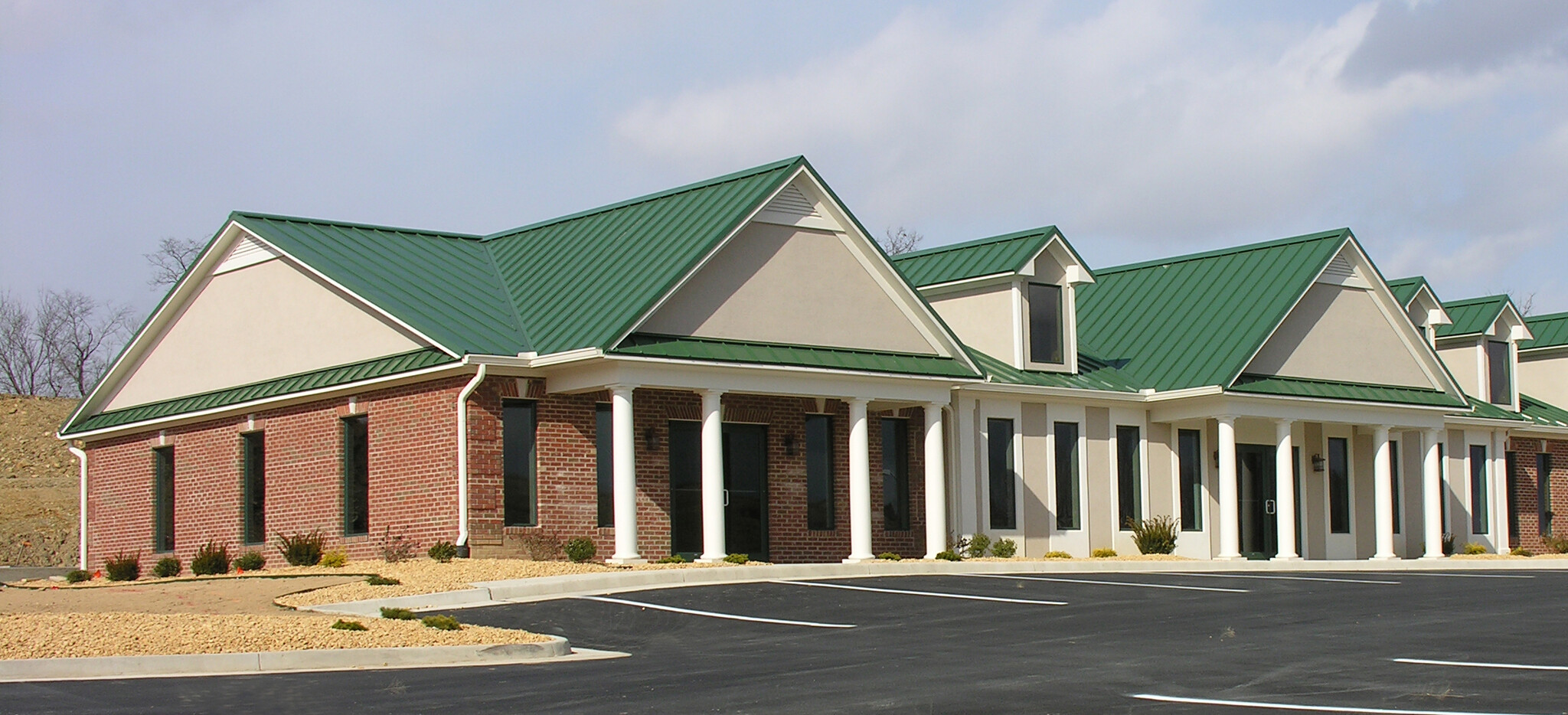 115 Mill Place Pky, Verona, VA for lease Building Photo- Image 1 of 8