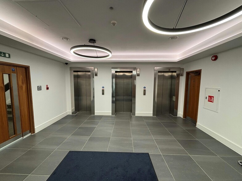 60 Church St, Birmingham for lease - Interior Photo - Image 3 of 25