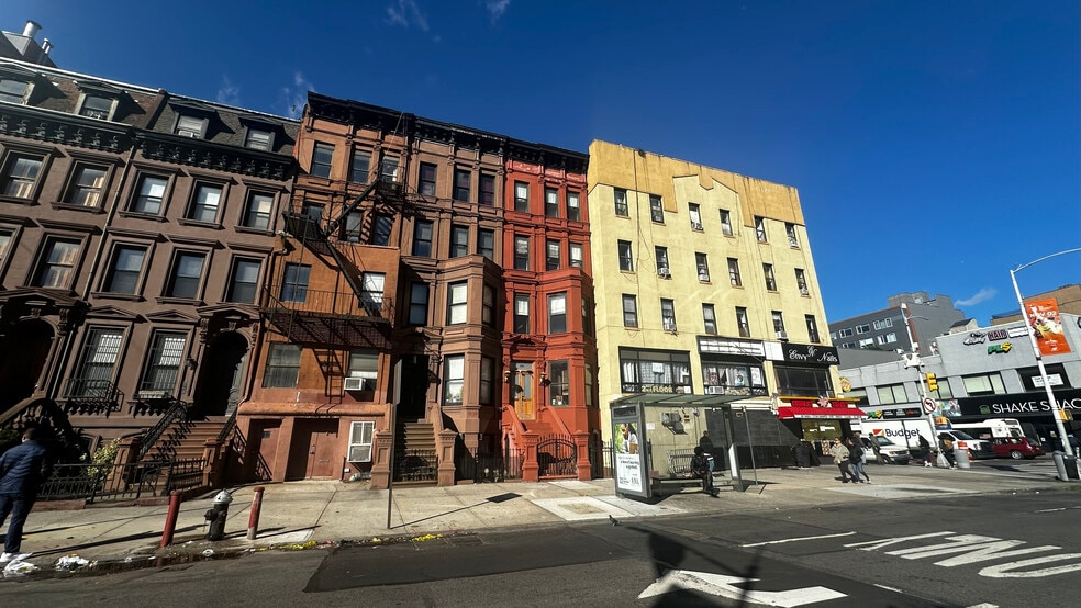 2014 Fifth Ave, New York, NY for sale - Building Photo - Image 2 of 14