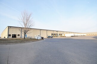 Plus de détails pour 400 49th Avenue Dr SW, Cedar Rapids, IA - Industriel à louer