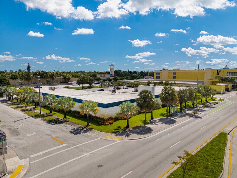 11575 NW 7th Ave, Miami, FL à vendre - Photo du bâtiment - Image 3 de 18