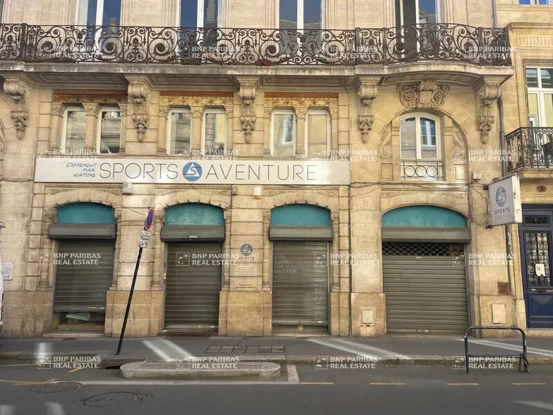 Industrial in Bordeaux for lease Building Photo- Image 1 of 11