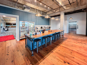 4009 Marathon Blvd, Austin, TX for lease Interior Photo- Image 2 of 9