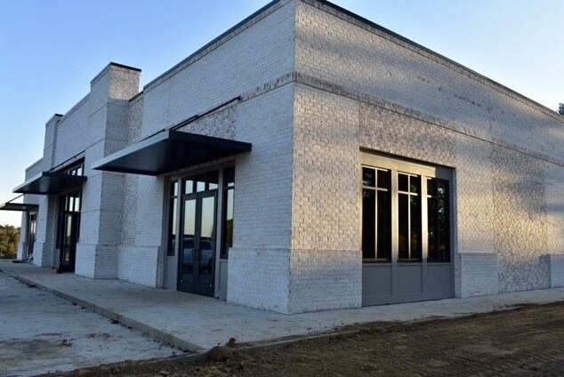 787 US-49 Hwy, Flora, MS à louer - Photo du bâtiment - Image 1 de 6