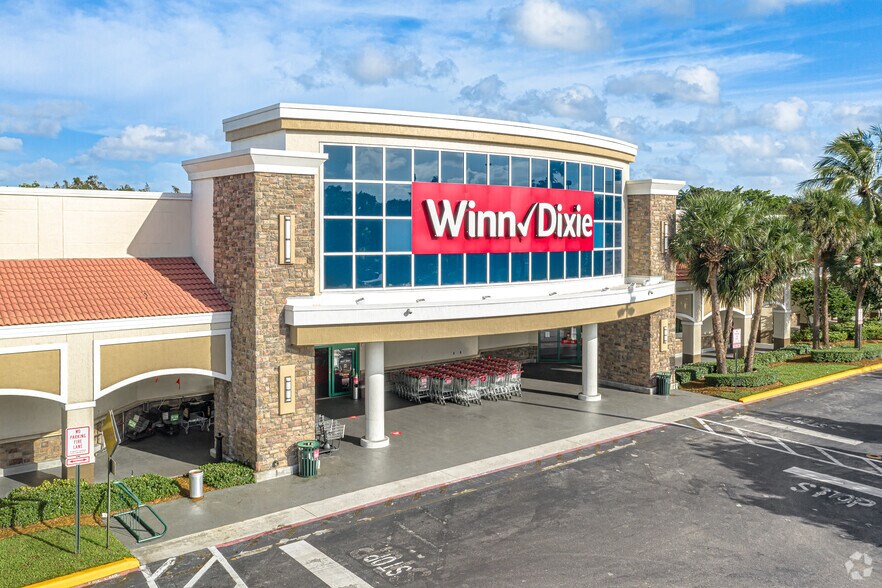 963-989 N Nob Hill Rd, Plantation, FL à louer - Photo du bâtiment - Image 1 de 7
