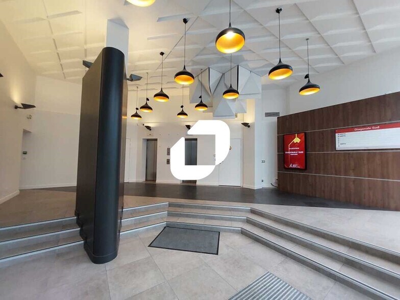 Bureau dans Montigny-le-Bretonneux à louer - Hall d’entrée - Image 2 de 21