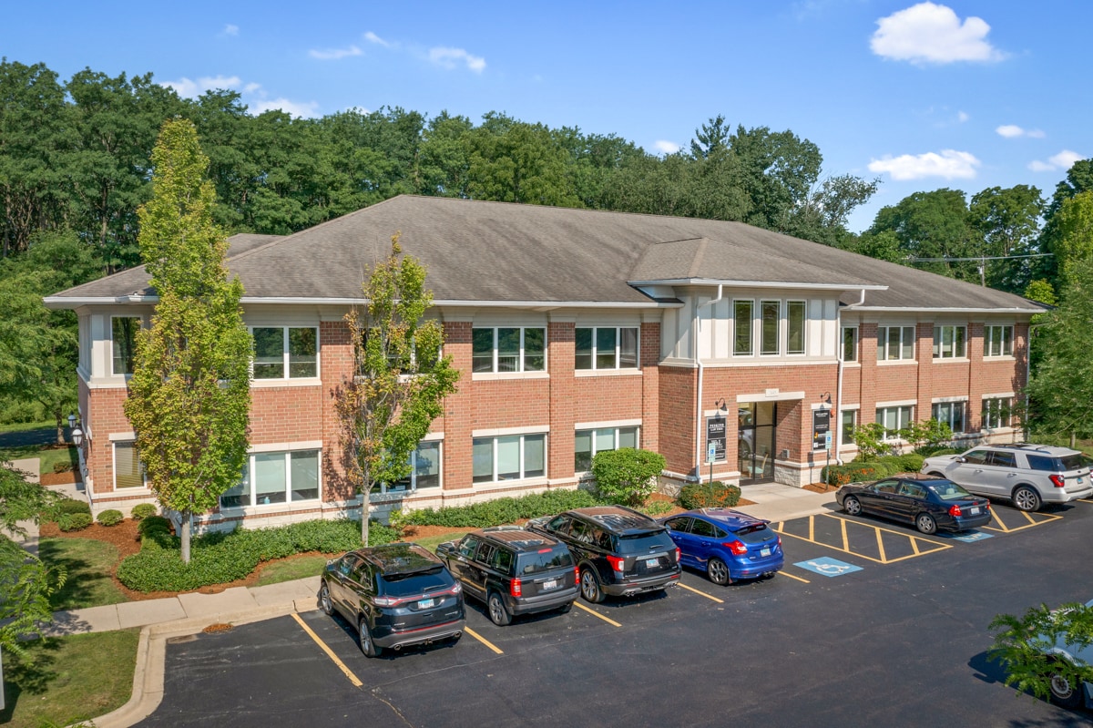 2455 Dean St, St Charles, IL for lease Primary Photo- Image 1 of 14