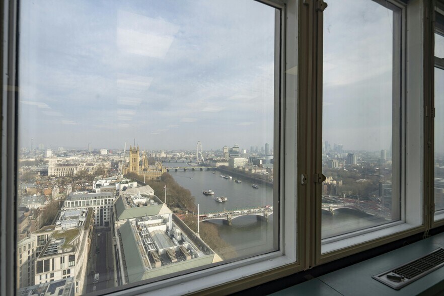 21-30 Millbank, Londres à louer - Photo du bâtiment - Image 3 de 38