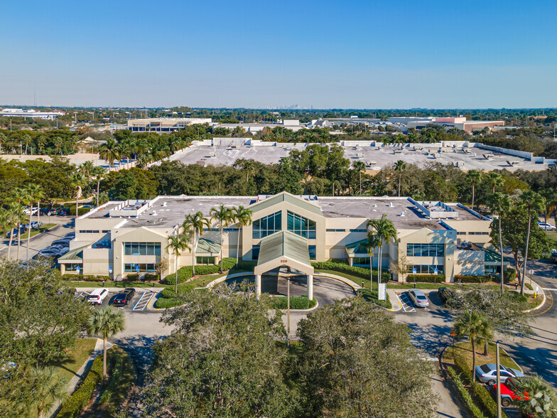 220 SW 84th Ave, Plantation, FL for lease - Aerial - Image 2 of 2