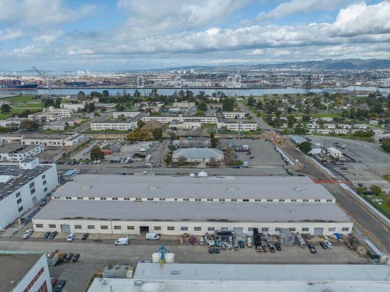 650 W Ranger Ave, Alameda, CA à louer - Photo du bâtiment - Image 2 de 10