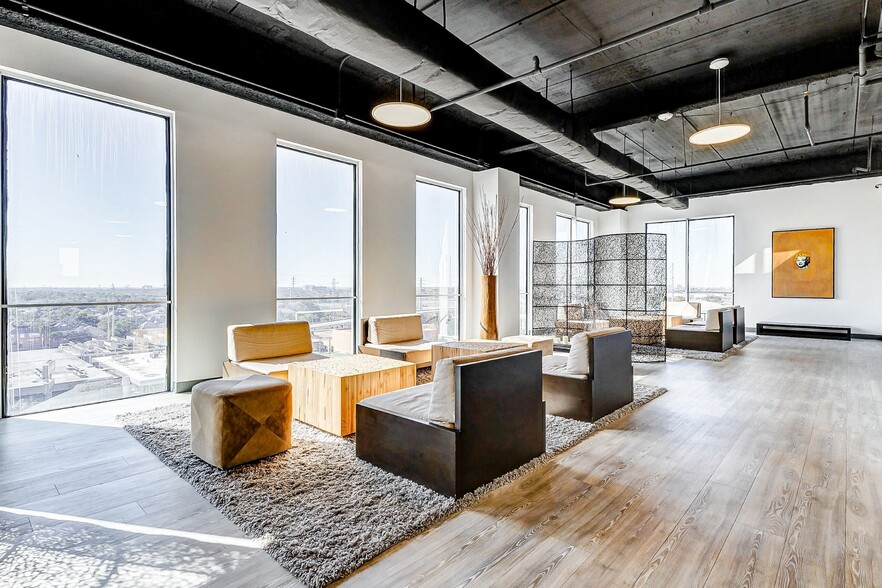 4126 Southwest Fwy, Houston, TX for lease - Interior Photo - Image 3 of 4