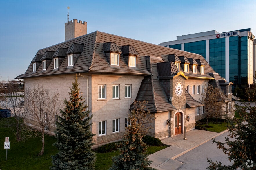 5353 North Service Rd, Burlington, ON for sale - Primary Photo - Image 1 of 1