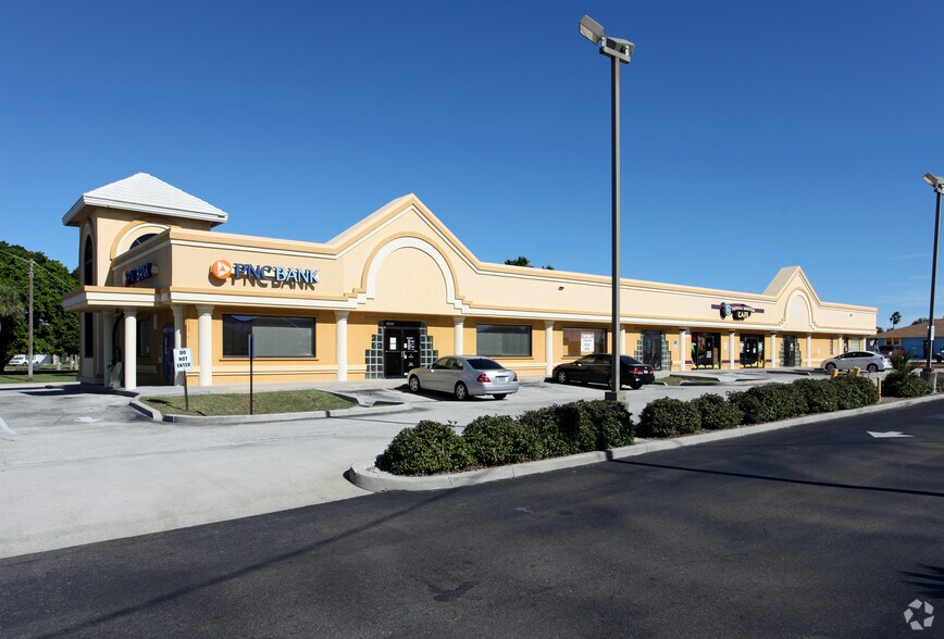 4350-4368 N Atlantic Ave, Cocoa Beach, FL for lease - Primary Photo - Image 1 of 4