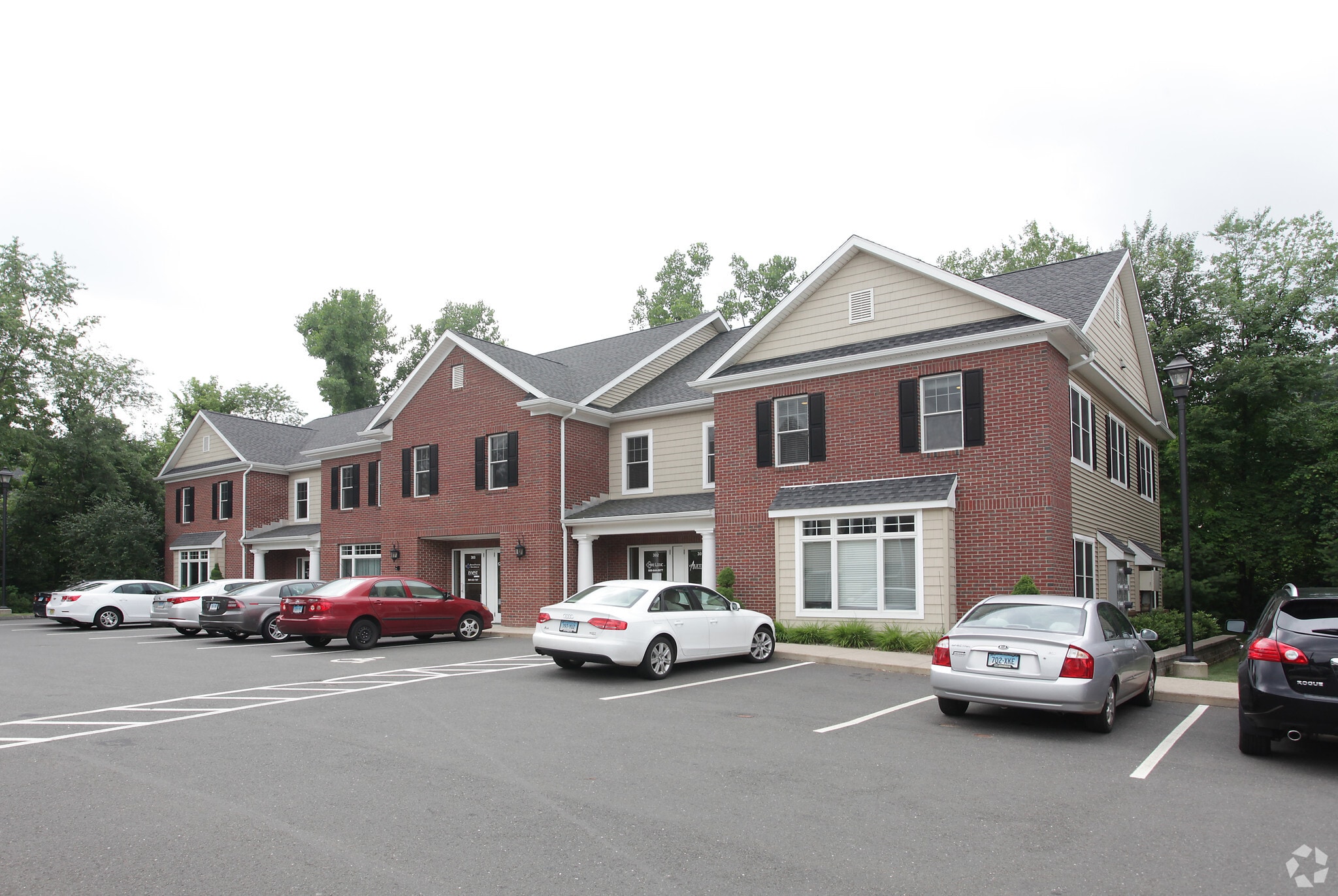 225 Oakland Rd, South Windsor, CT for sale Building Photo- Image 1 of 27