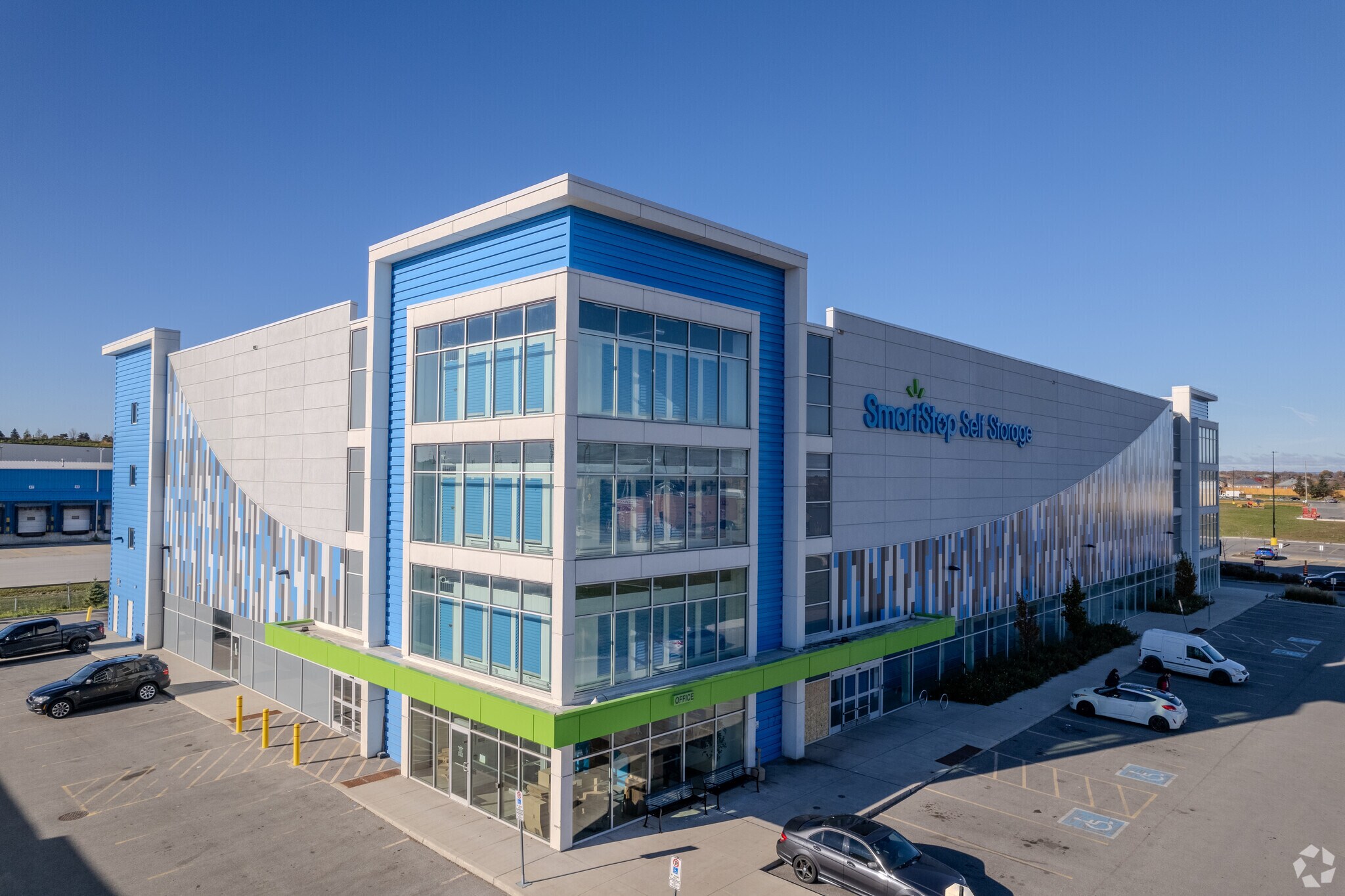 9910 Airport Rd, Brampton, ON à vendre Photo principale- Image 1 de 1