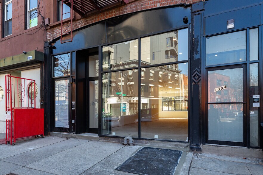 1086 Fulton St, Brooklyn, NY à louer - Photo du bâtiment - Image 3 de 23