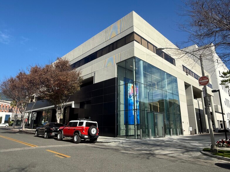 9680-9696 Wilshire Blvd, Beverly Hills, CA à louer - Photo du bâtiment - Image 3 de 6