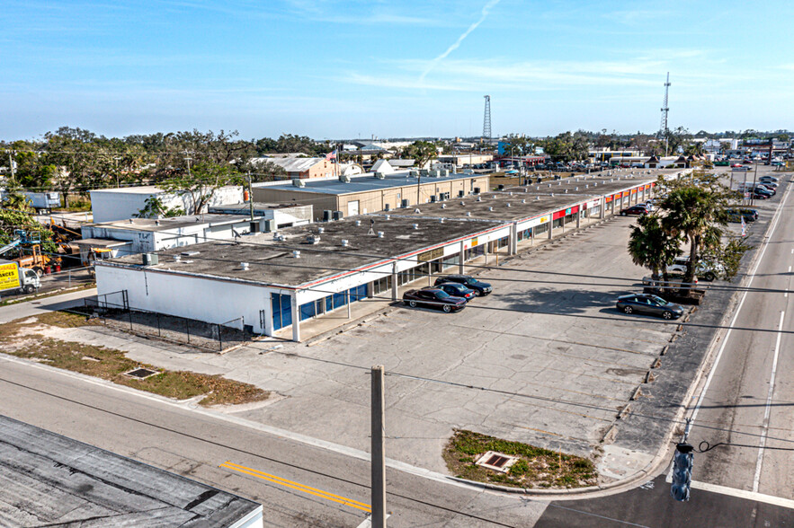 2203-2273 Fowler St, Fort Myers, FL for sale - Building Photo - Image 1 of 1