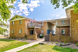 Plus de détails pour 73 Manor Dr, Park View, IA - Multi-résidentiel à vendre