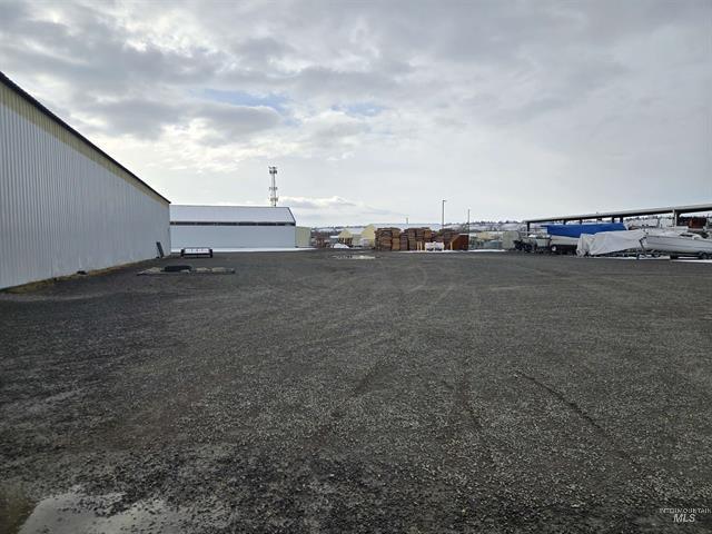 1265 Port Way, Clarkston, WA à vendre - Photo du bâtiment - Image 2 de 15