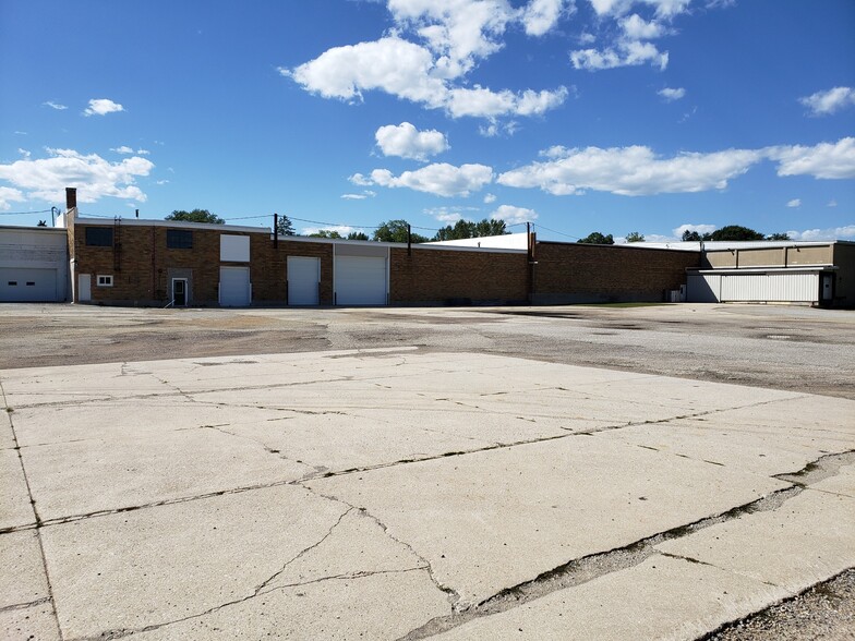 100 Washington St, Fox Lake, WI for lease - Building Photo - Image 3 of 10