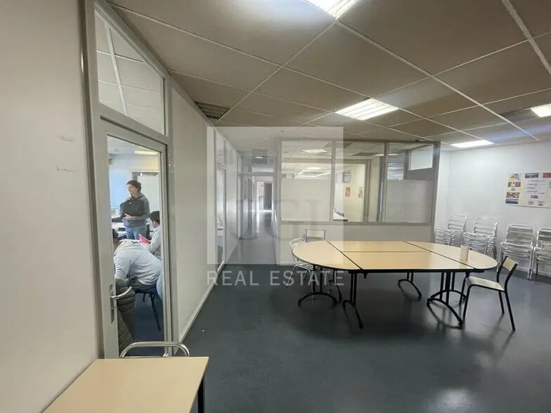 Bureau dans Grenoble à louer - Photo intérieure - Image 2 de 8