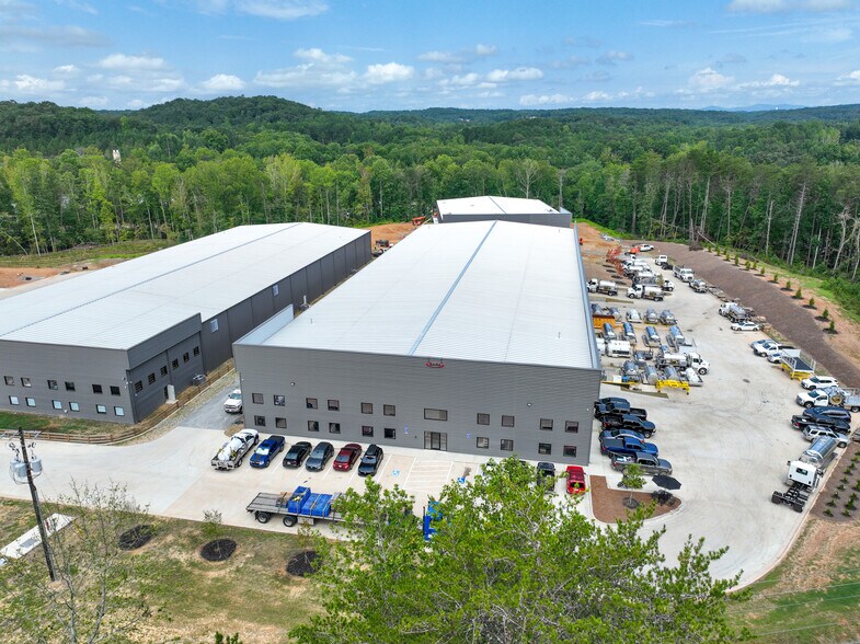 135 Prosperity Way, Dahlonega, GA à vendre - Photo du bâtiment - Image 3 de 5