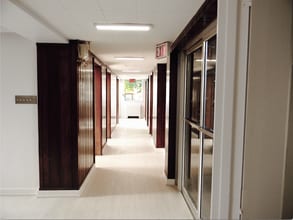 226 Bathurst St, Toronto, ON for lease Interior Photo- Image 2 of 17