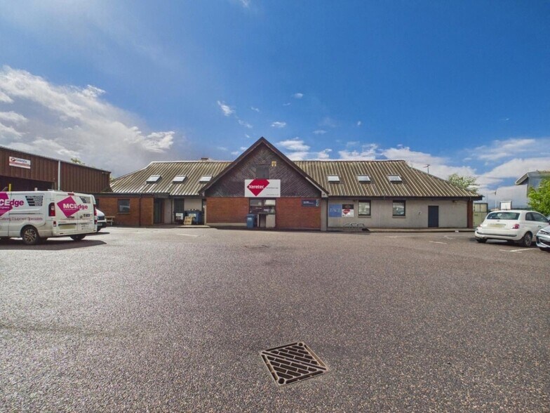 1 Cromwell Rd, Inverness à louer - Photo du bâtiment - Image 2 de 11