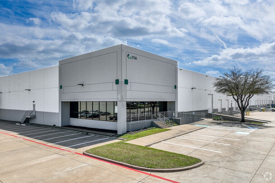 2750 113th St, Grand Prairie, TX for lease - Building Photo - Image 2 of 10