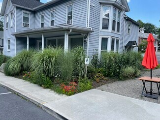 Plus de détails pour 20 Main st, Delaware Water Gap, PA - Bureau/Commerce de détail à louer