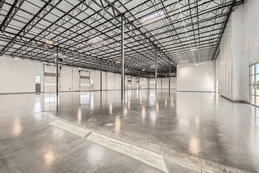 2701 S Santa Fe Dr, Englewood, CO à vendre - Photo intérieure - Image 2 de 4