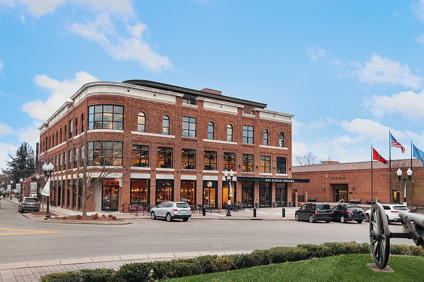 231 Public Sq, Franklin, TN à louer - Photo principale - Image 1 de 9